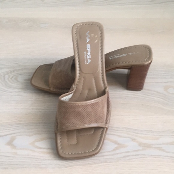 Via Spiga Shoes - Via Spiga Suede EUC 8.5 Italian Leather SlideShoes